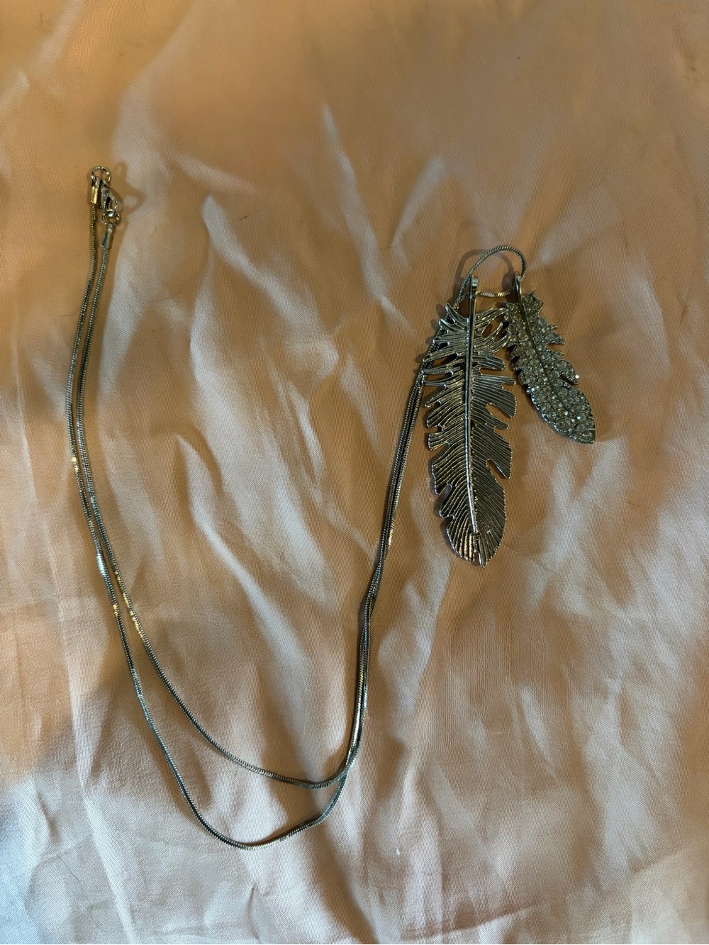 Feather necklace 28 in long